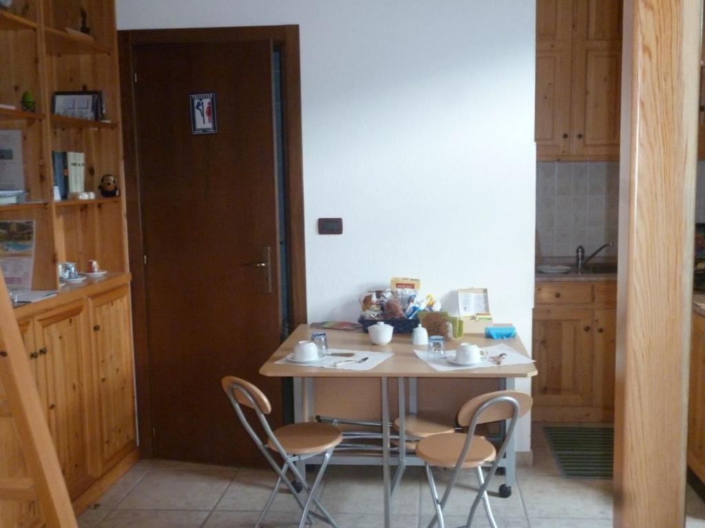 B&B Pisolo E I Persi Pien Roccasparvera Oda fotoğraf